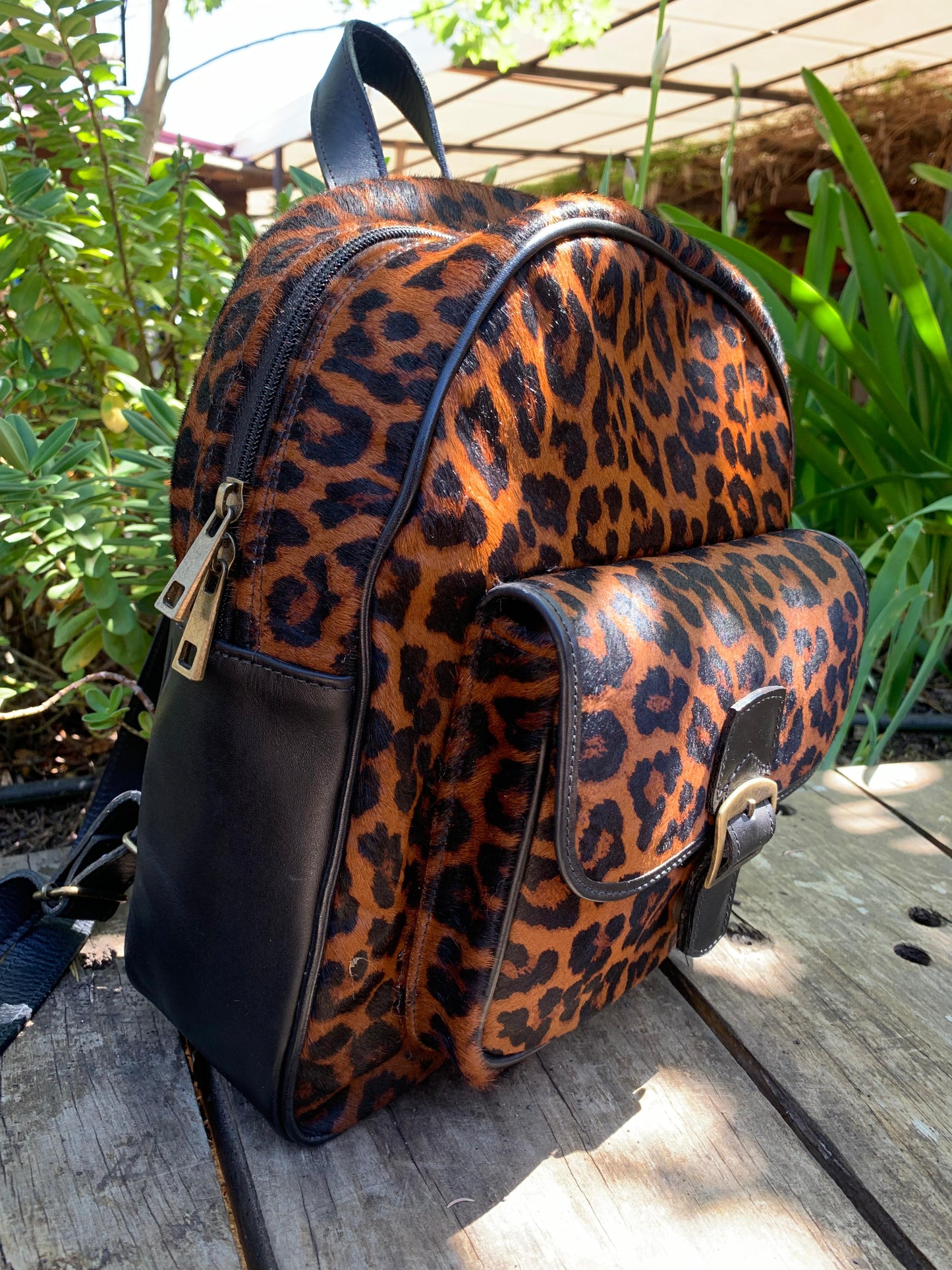 Mochila cuero pelo print