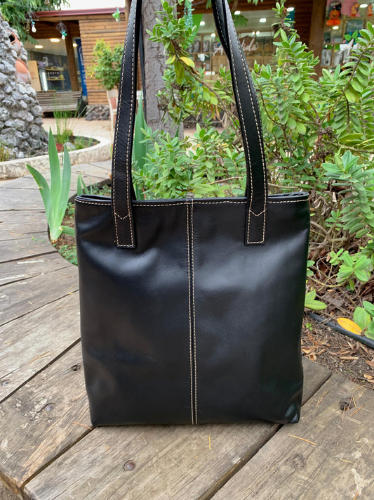 Cartera cuero negro