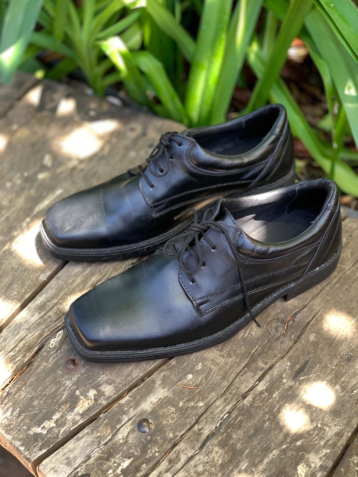 Zapato hombre cuero negro punta cuadrada