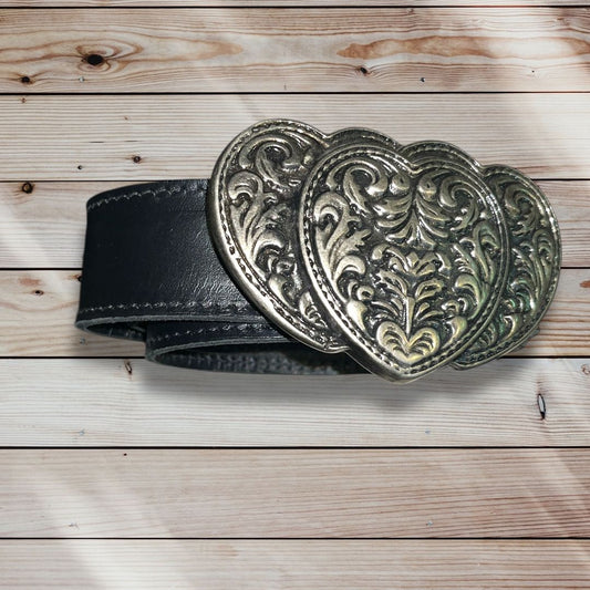 Cinturon mujer cuero negro corazones