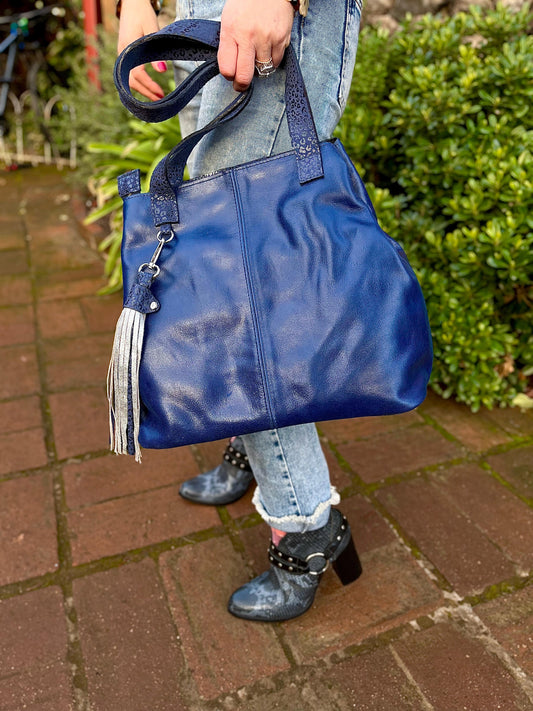 Cartera cuero azul